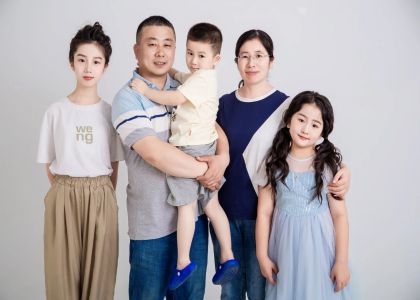 远东她力量 | 18年远东路,三孩妈妈